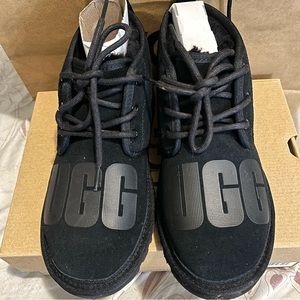 Ugg Women Classic Mini Black Scatter Graphic Boots - Size 7